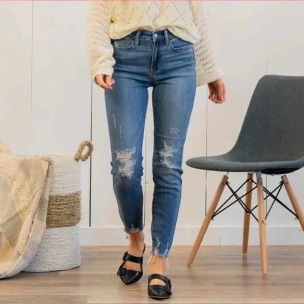Judy Blue Women’s 15/32 High Waist Skinny Jeans Distressed Raw Hem JB82150MD